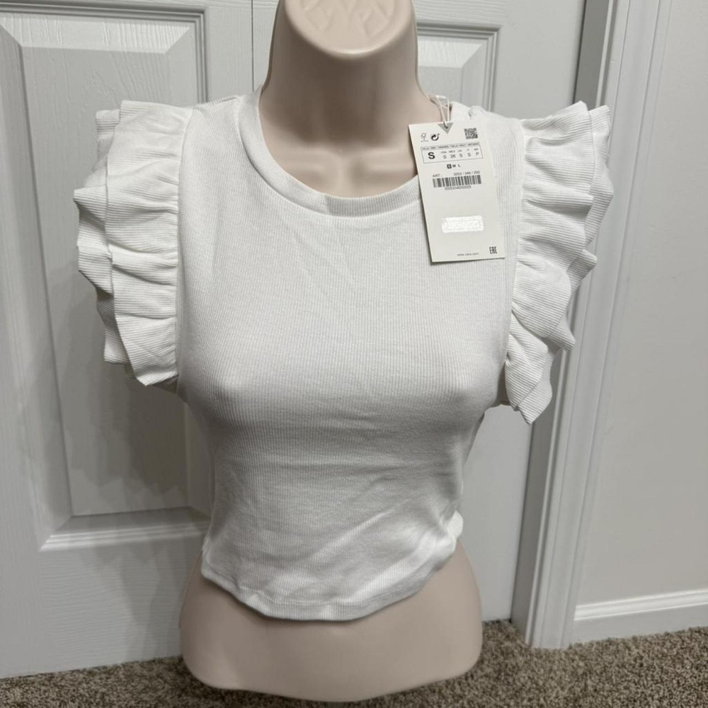 Zara White Ruffle-Sleeve Ribbed Crop Top